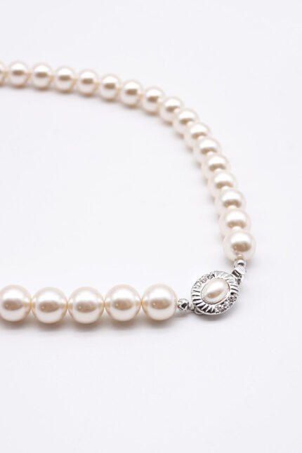 Classic Faux Pearl Necklace